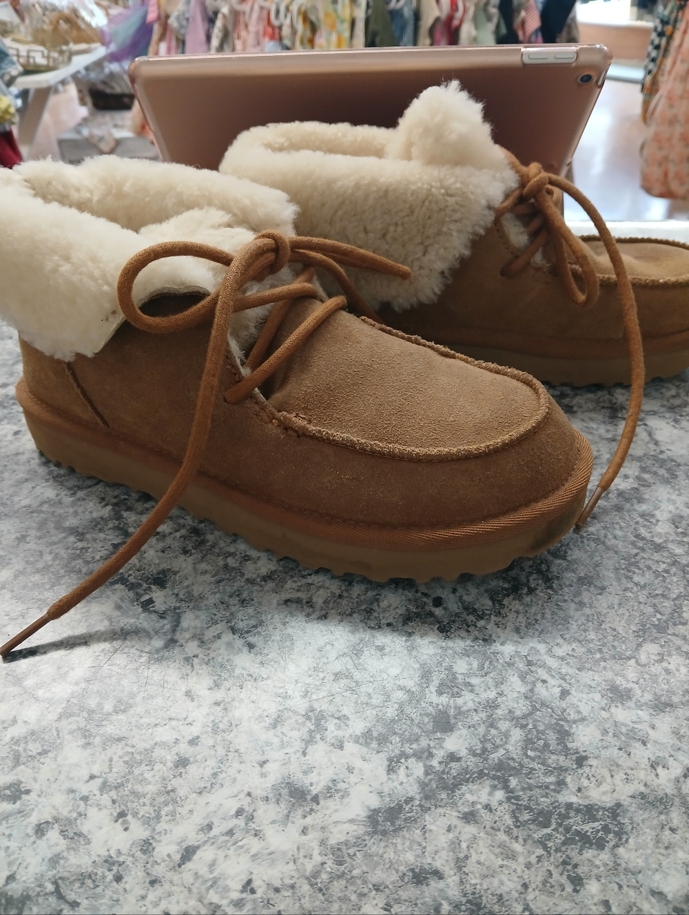 UGG Diara Bootie -sz 8